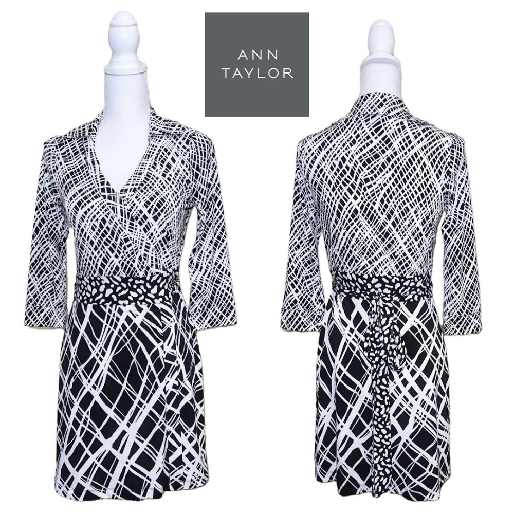 ANN TAYLOR Jersey Crosshatch Print Wrap Dress in Black & White
